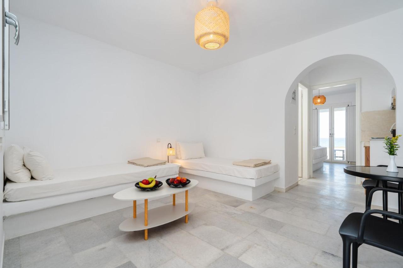 Celestial Seaview Apartments- Apollon Naxos City 外观 照片